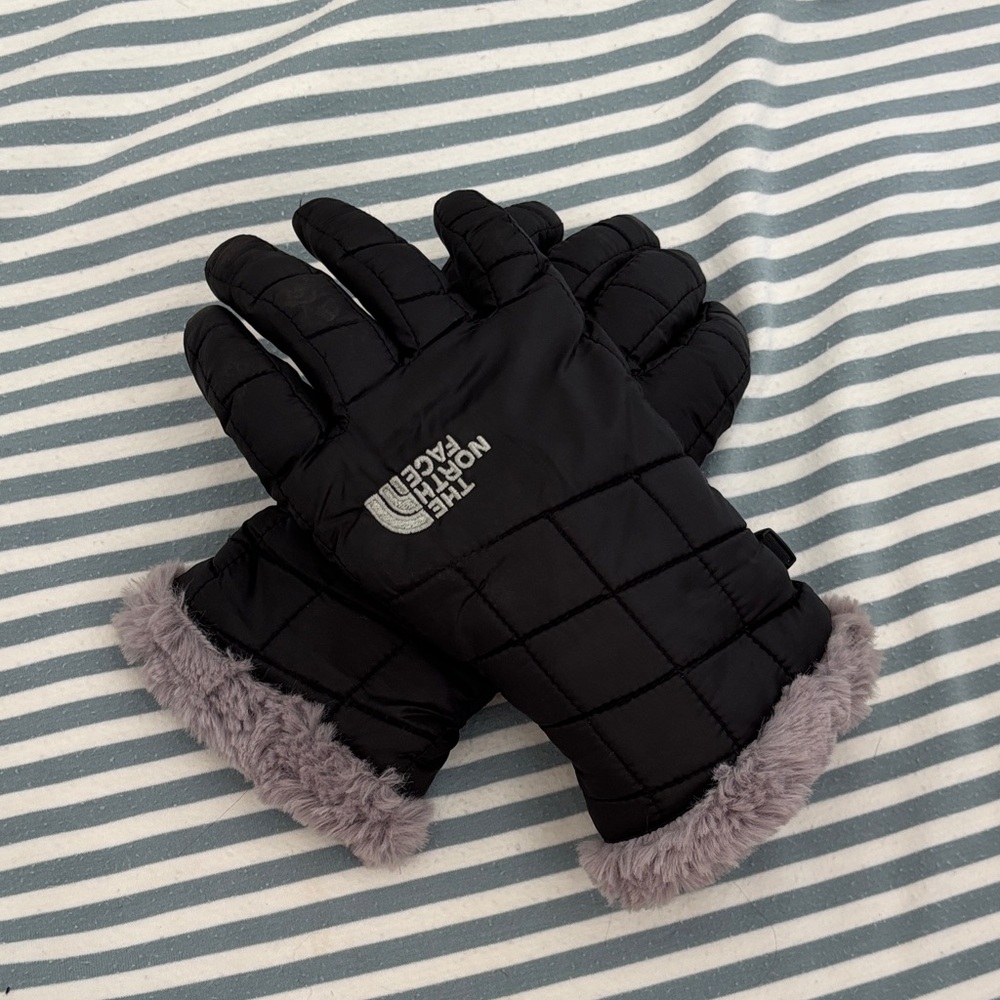 The North Face Youth Black and Grey Gloves